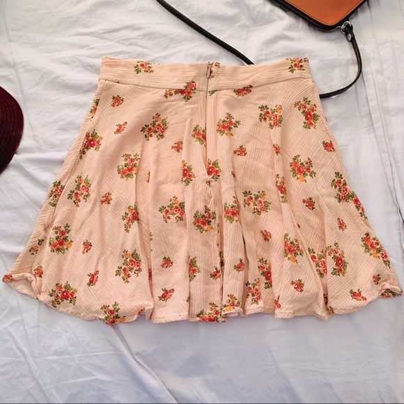 Emory Park Floral Skirt - Picture 2 of 3